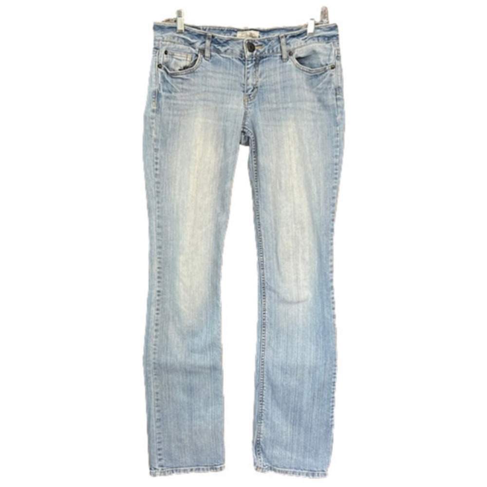 Aeropostale Chelsea Bootcut Light Wash 3/4 Long